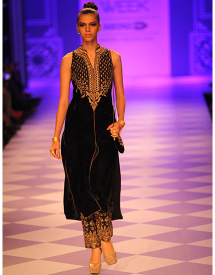 Anushree Reddy Anushree Reddy