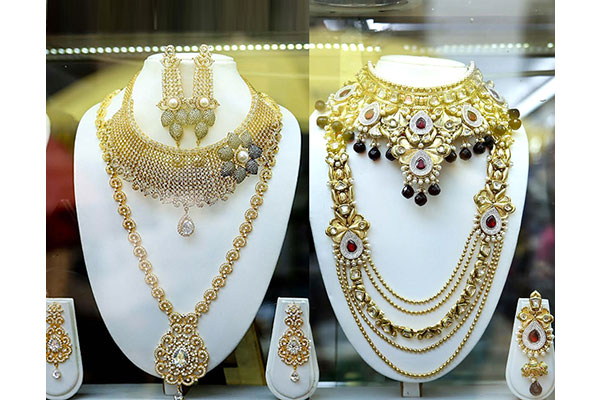 اطقم  المعلم كرسكنديور Best-imitation-jewellery-mumbai-bhuleshwar-market-600x400