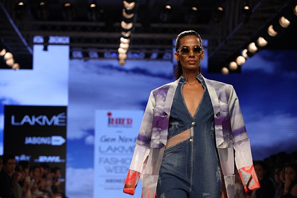 Fashion Week virgin Primary tabs Fashion Week virgin Primary tabs