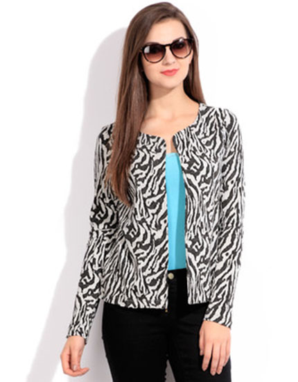 LAYERED LOOK LAYERED LOOK