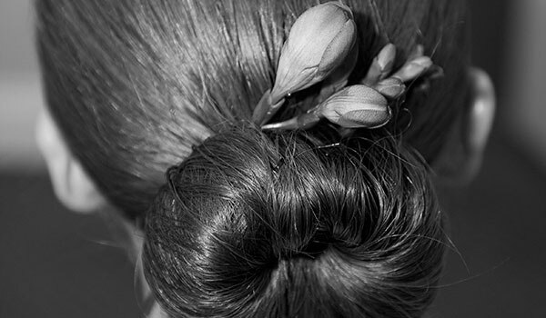 How to Make a Hair Bun for Wedding Season | Be Beautiful India How to Make a Hair Bun for Wedding Season | Be Beautiful India