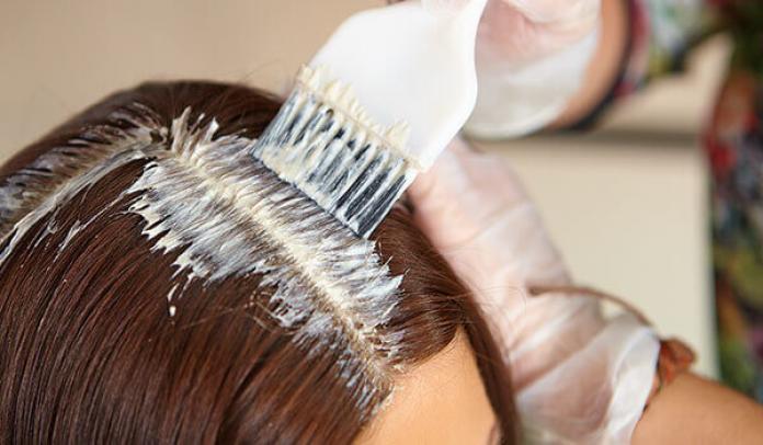 How To Dye Your Hair At Home Bebeautiful
